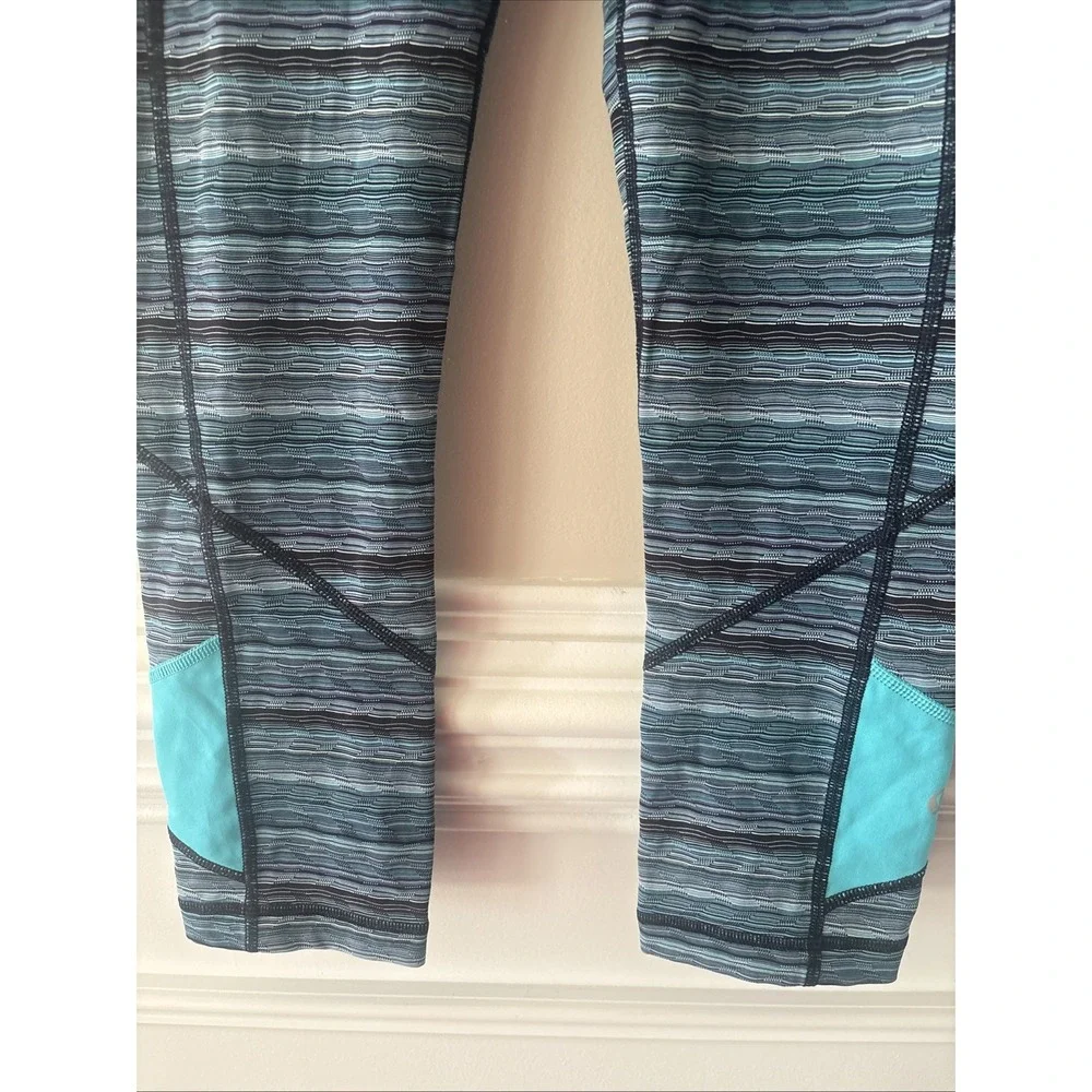 Lululemon‎ Pace Rival Crop Leggings 4 Space Dye Twist Naval Peacock Blue Striped